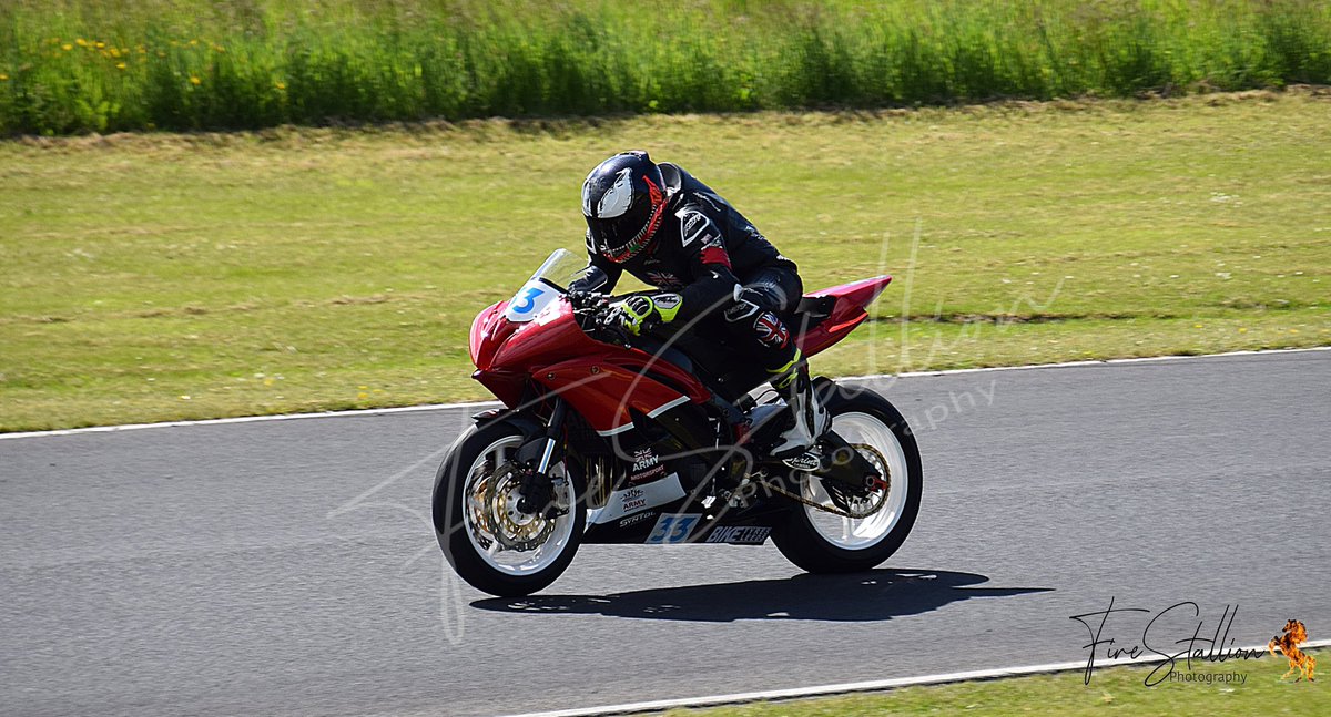FireStallion666's tweet photo. … #croftcircuit @NoLimitsNLR #tagifyouknow #nolimitsracing #endurancerace 120621 #motorbikeracing #ukclubracing #motorcycles #motorsportphotography #firestallionphotography https://t.co/wJvOnD0kKL