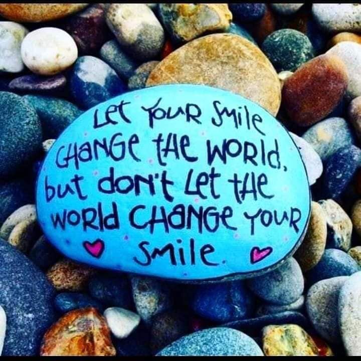 Let your #Smile #changetheworld but don't let the world change your smile.
#wednesdaywisdom #wednesdaythoughts #Wednesday #encouragement #encouragingwords #WednesdayNight
