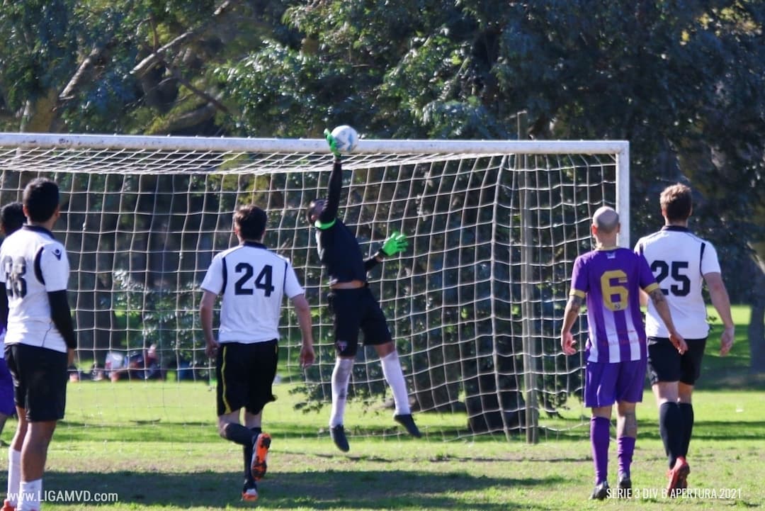 Volvió el fútbol, el atajar y volvió la <a href="/LIGA_MVD/">LIGA MVD</a> y con un hermoso triunfo, vamos <a href="/PUCAFU/">PUCAFU</a> 💪🏻🔴⚪⚫🙌🏻⚽🥅2️⃣2️⃣