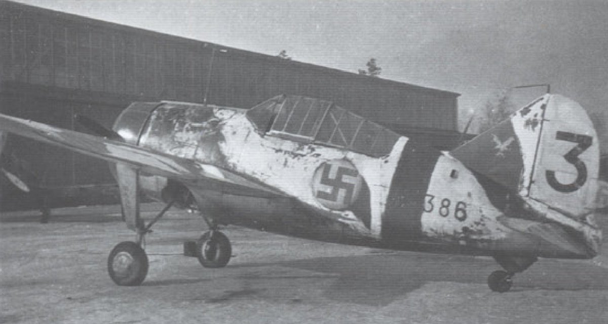 RecordofArms's tweet photo. A Brewster model 239 fighter from the 2nd flight of Finnish squadron LeLv 24 waits for a badly-needed overhaul at Immola field in mid 1942. The white winter camouflage shows heavy weathering. The planes of this unit were in frequent action against Soviet forces. https://t.co/RmBpdhfTRD