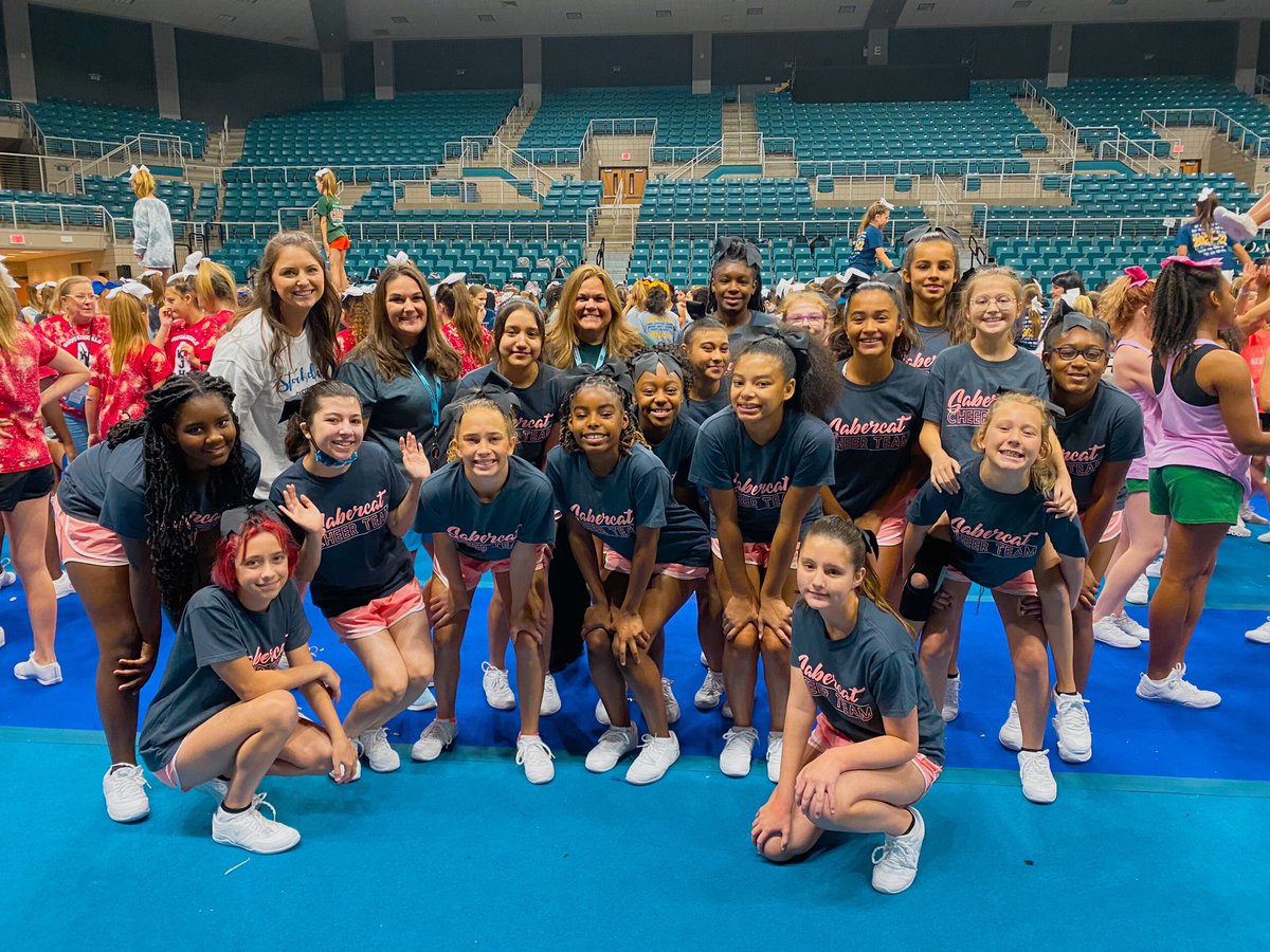 SJH Cheer tweet media