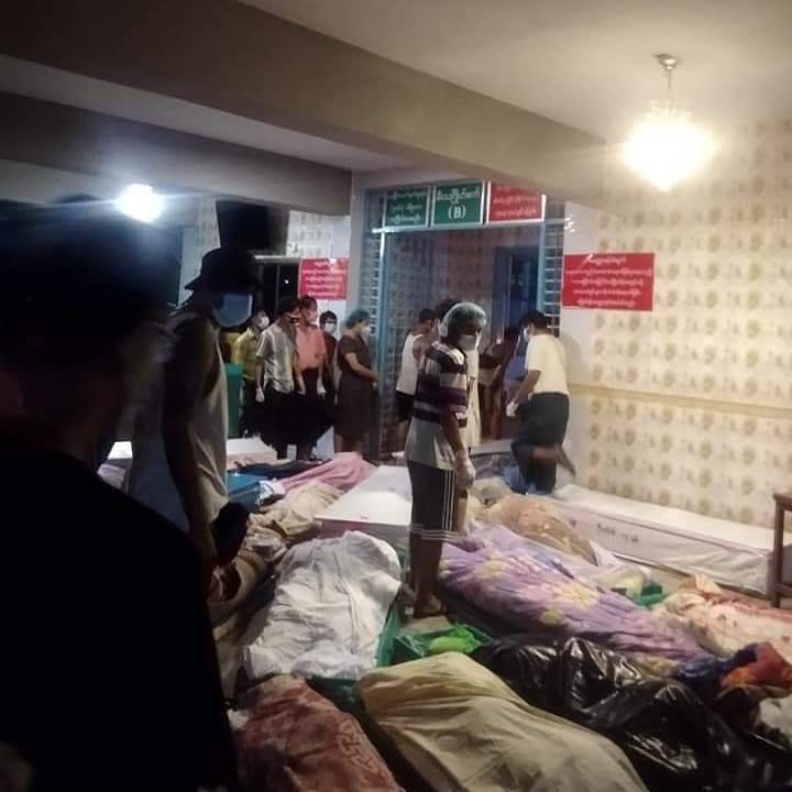 HninHnin28's tweet photo. #COVID19 is out of control in Myanmar and many bodies were still being cremated in #Yangon until the night of July14. Some charities have said that more than 250 + bodies have been buried on July14. #July15Coup 
#MyanmarCovidSOS #WhatsHappeningInMyanmar https://t.co/zH6bXFkhlE
