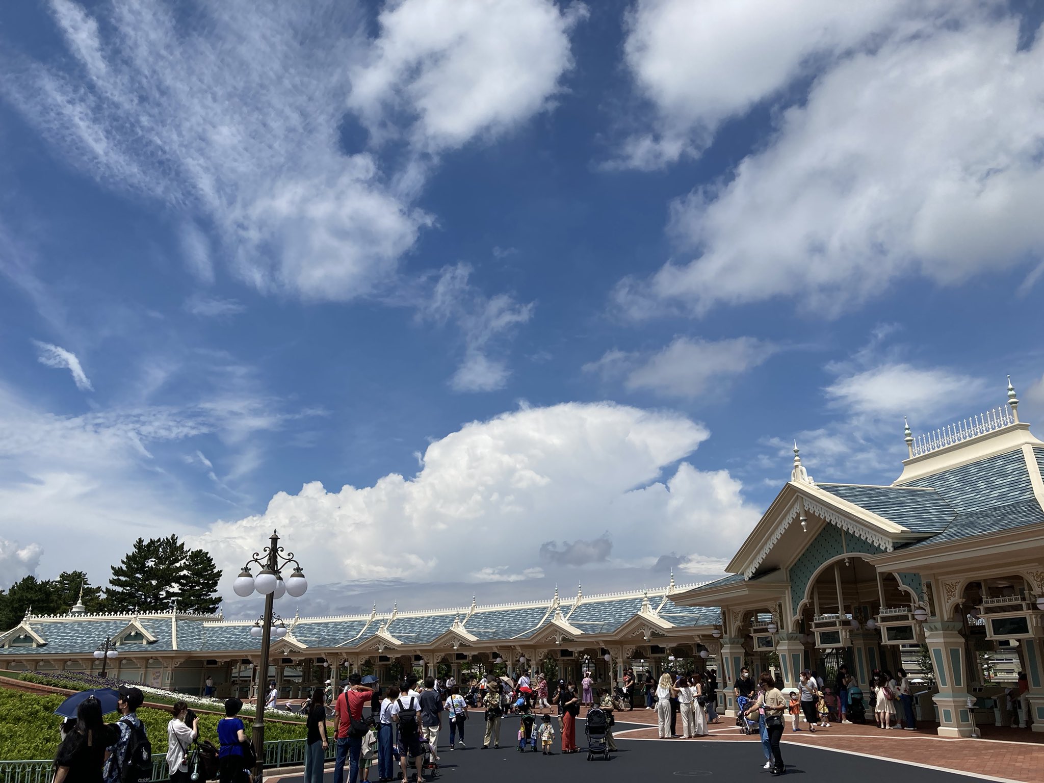 レンタルなんもしない人 ディズニーランドにトムとジェリーいた T Co 2xuk8oby9y Twitter