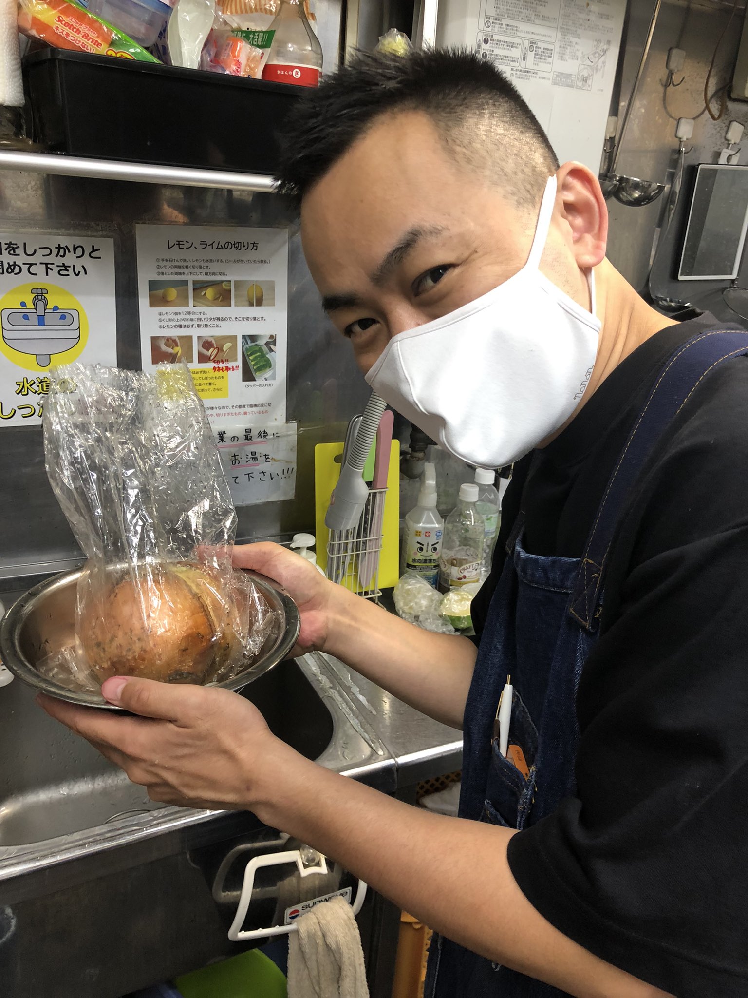 かもめんたる 槙尾ユウスケ En Twitter 本日も三軒茶屋 カリガリマキオカリー ランチタイムのみ営業中 今日は先日の劇団かもめんたるにも出演していただいた 佐藤銀平さんがお手伝いしてくれています 東京都世田谷区三軒茶屋1 32 12 西沢ビル2f Punch Line 内 かもめんたる 槙尾ユウスケ En Twitter 本日も三軒茶屋 カリガリマキオカリー ランチタイムのみ営業中 今日は先日の劇団かもめんたるにも出演していただいた 佐藤銀平さんがお手伝いしてくれています 東京都世田谷区三軒茶屋1 32 12 西沢ビル2f Punch Line 内