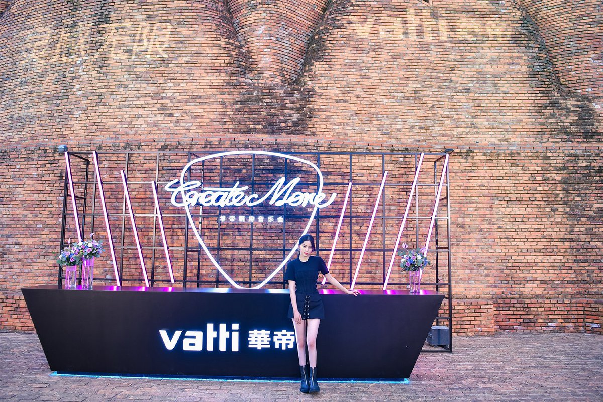nabiarchives's tweet photo. 20210713 · vatti livestream event 🪄 (1/2)

#OuyangNana #NanaOuyang 
#欧阳娜娜 #歐陽娜娜 https://t.co/34g90NfHXj