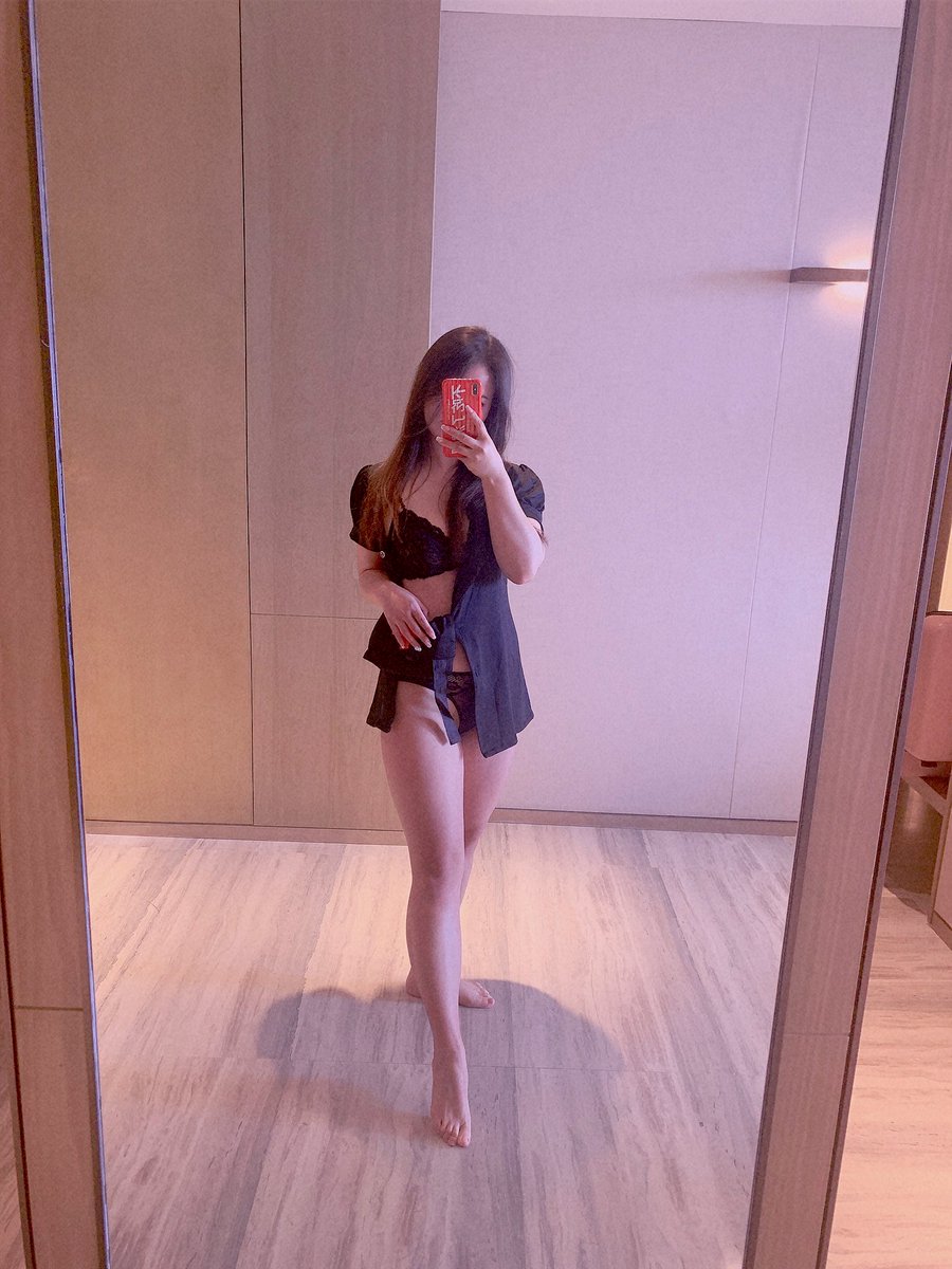 在线蹲一个帅哥