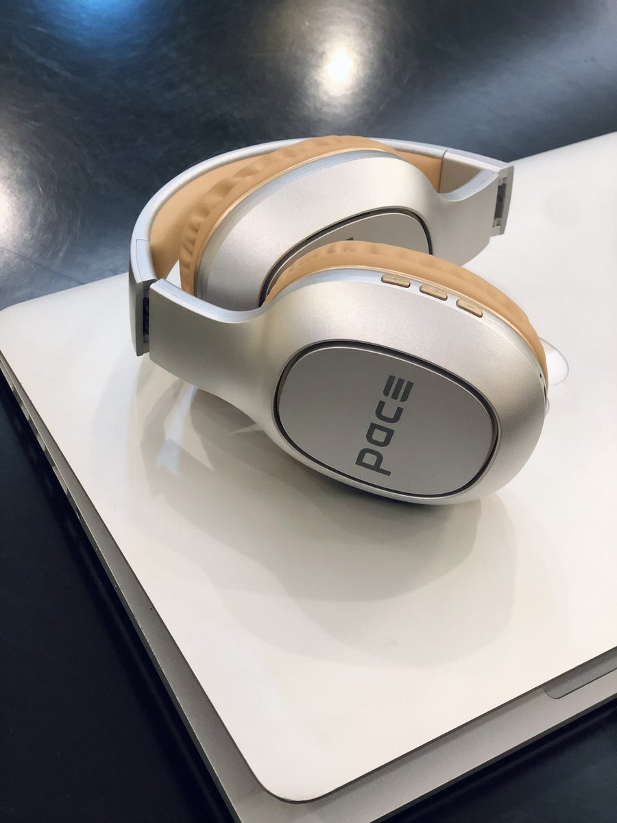 😍Our #PaceLive2 #Bluetooth #Headphones have improved and more comfortable earmuffs for longer use.
.
To #Order your pair 📱Call, Text or WhatsApp us on 0701 111 222.
.
#KeepYourOwnPace