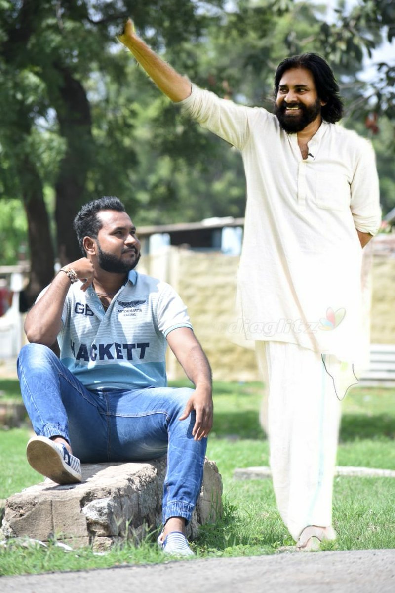 ValmikiUmeshume's tweet photo. King 
Proud of u boss 
#AdvanceHBDJanaSenani https://t.co/YOJU0Ca4bm