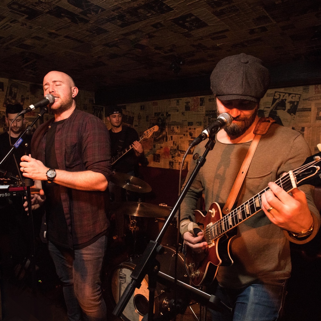 We've got some bangin' live music coming to our stage. Keshaaaaaaah!!! is here tonight, followed by <a href="/thezealotsuk/">The Zealots</a> on Friday and the Pocket Soul Band on Saturday 🎶

Check the website for full lisitings and book, book, book ahead now!