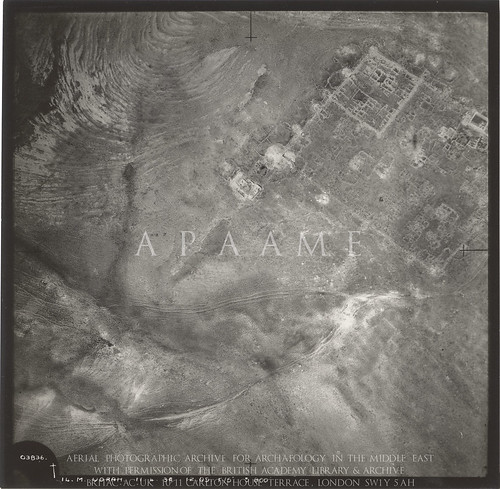 KarimanMango's tweet photo. #RomanFortThursday from Adrou, a late #Roman fortress, east of #Petra, modern day Udruh. Renamed Augustopolis in Byzantine times. The Fort was built in 303/304 by soldiers of the Sixth Legion Ferrata. image dated 1939, from @APAAME  https://t.co/X26vd5ntio #RomanJordan #Limes https://t.co/az4cHvSKEv