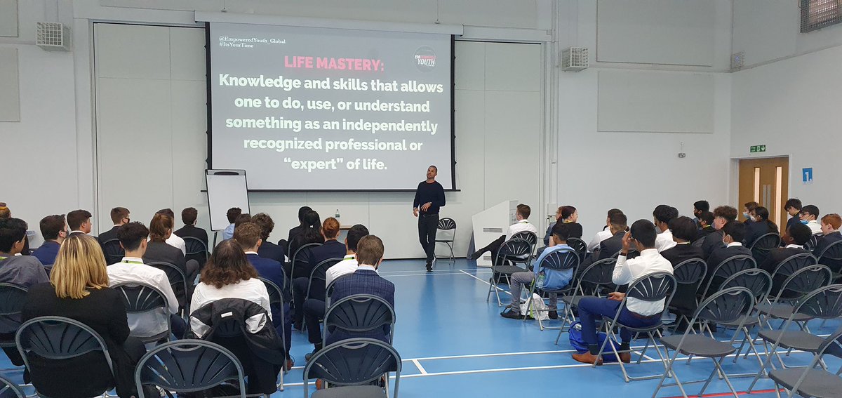 UTCReading's tweet photo. Incredible last day of #worldofworkweek at UTC Reading! Kickstarting the day was @DeneBothaSA from @Empowered8Youth talking about Life Mastery &amp; Superhuman Skills! #wowweek https://t.co/XMjGDvJAxO