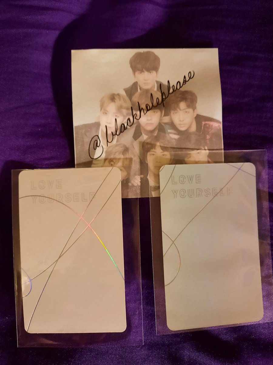 blackholeplease's tweet image. @BTSTradingPC @BTStrading_USA @BTStradePC @btstradebot 

WTT
LY Her
Have: Jimin V
LY Answer
Have: Jimin F

Want: Any unmarked PC in last two pics

These PCs are in perfect condition and am looking for the same! 😊

Please DM if interested - U.S. only!