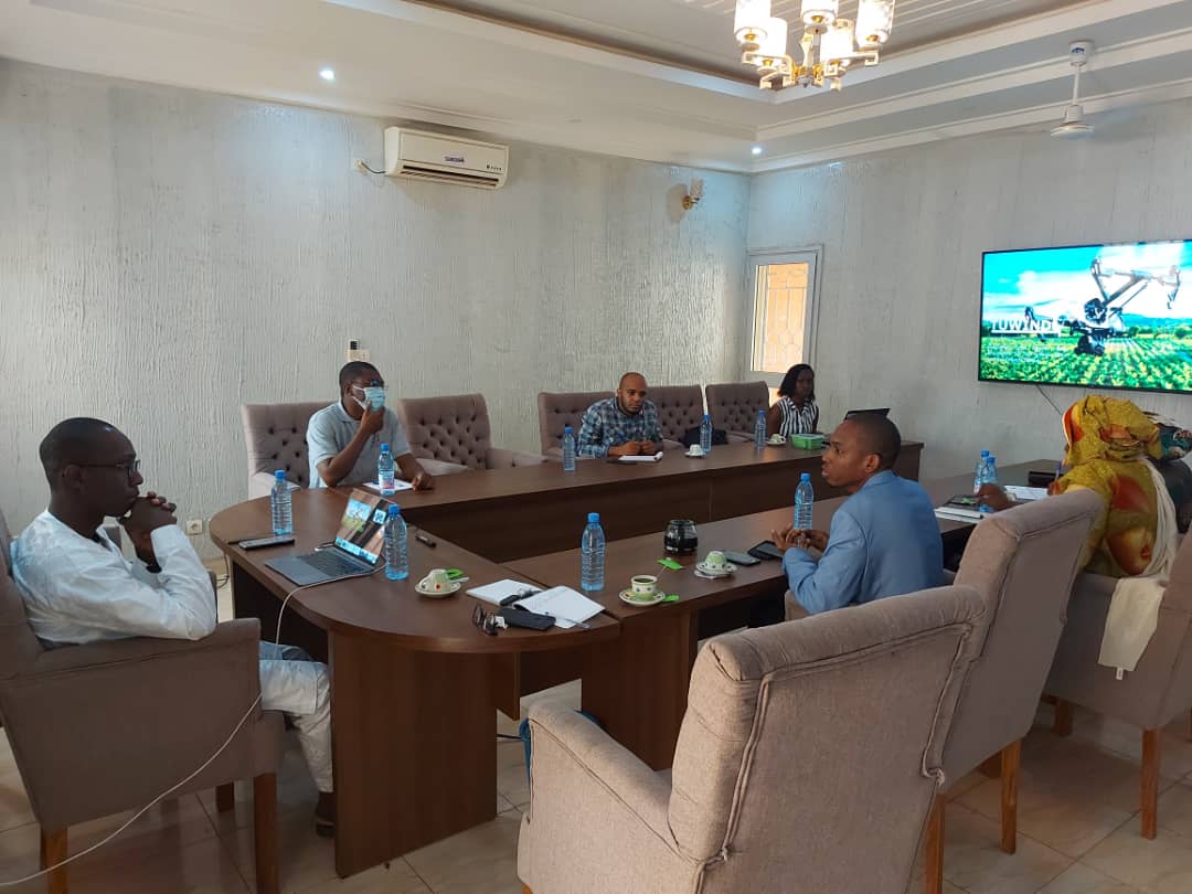 Deux heures d'horloge d'échanges enrichissants et découvertes sur des solutions numériques, innovations technologiques de pointe  telle était la substance du digital day 2 du groupe d'action local ASToN Bamako organisé par l'ADR de Bamako pour la mairie du District de Bamako !