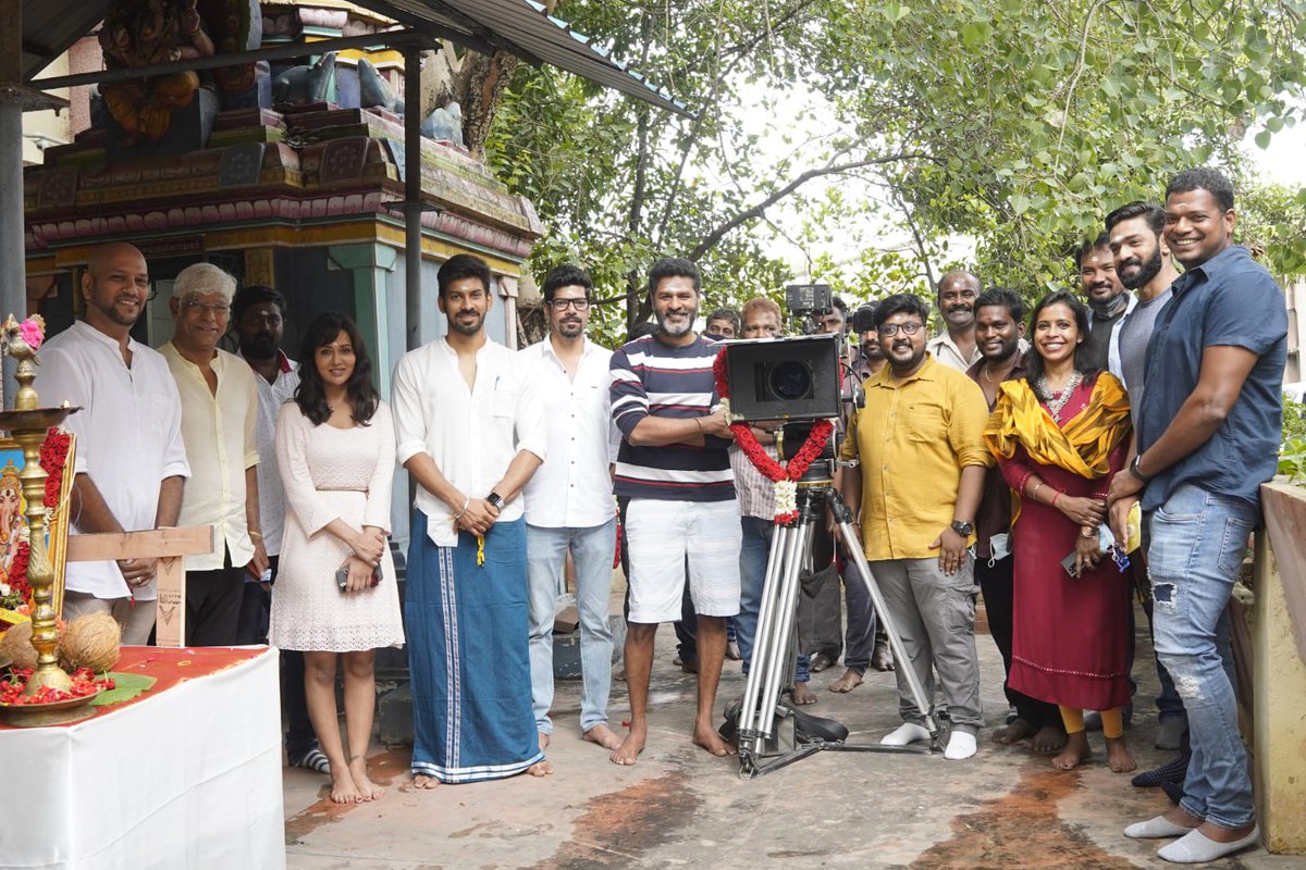 behindwoods's tweet image. Shooting of #Ministudio untitled film starring @PDdancing, @varusarath5 and @raizawilson is directed by sensational director @santhoshpj21,
commenced with a pooja today. The film is being bankrolled by @vinod_offl 

A @immancomposer musical 

@proyuvraaj