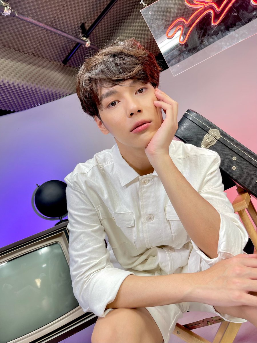 PentorJrp's tweet photo. มาแข่งจ้องตากัน 🥺 
#เป็นต่อเจ้าแก้มบุ๋ม #ลักยิ้มของเป็นต่อ https://t.co/fwTGHXlPiz