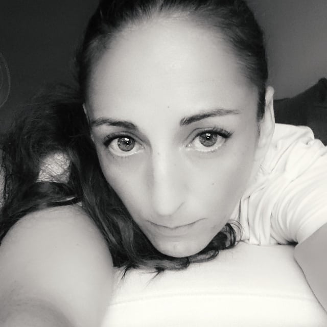 Bonjour je ne suis pas du matin , bonne journ&eacute;e &agrave; tous 😘😘 un caf&eacute; tr&egrave;s serr&eacute; pour moi je vous embrasse