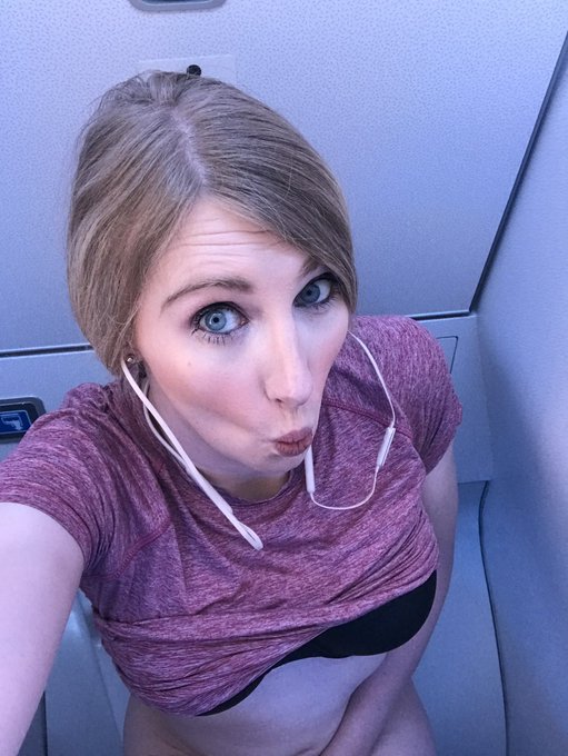 I&rsquo;ve flown in to Denver 5 times this summer now and every time I&rsquo;ve had to wait 30 minutes or more for<a href="/tag/denverinternationalairport"class="tags"><span>#denverinternationalairport</span></a>