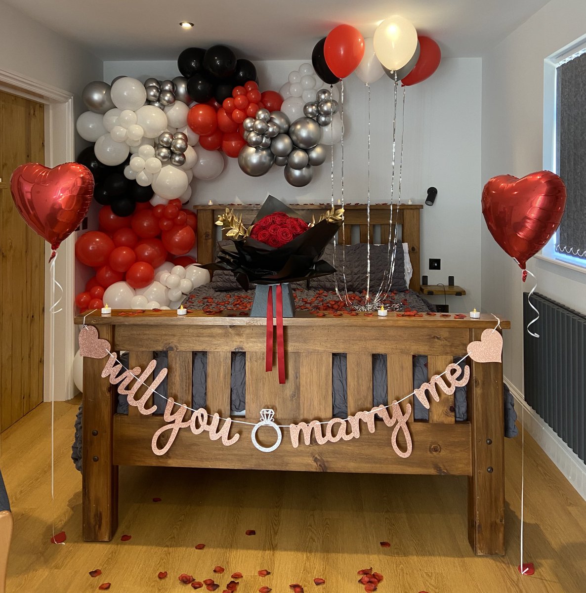 We had our first marriage proposal yesterday ❤️💍
#proposal #romanticbreak