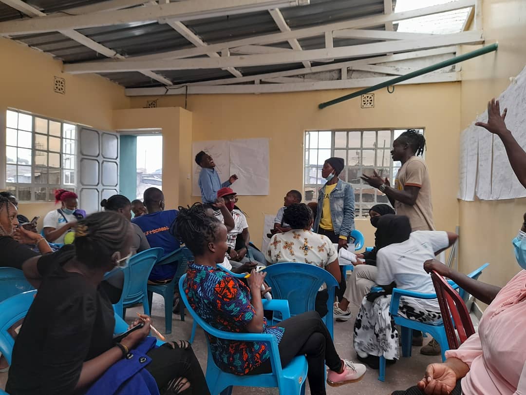 Mathare_Roots's tweet photo. We take this opportunity to say, ASANTE! to all the organisations and partners involved in the 2 days EntrepreneurshipTraining,  without you, the events would not have had a successful turn out!
 NB: More details shared on insta, @Mathare Roots Initiative and fb pages)
#tonesafi https://t.co/HFYlIntdrU