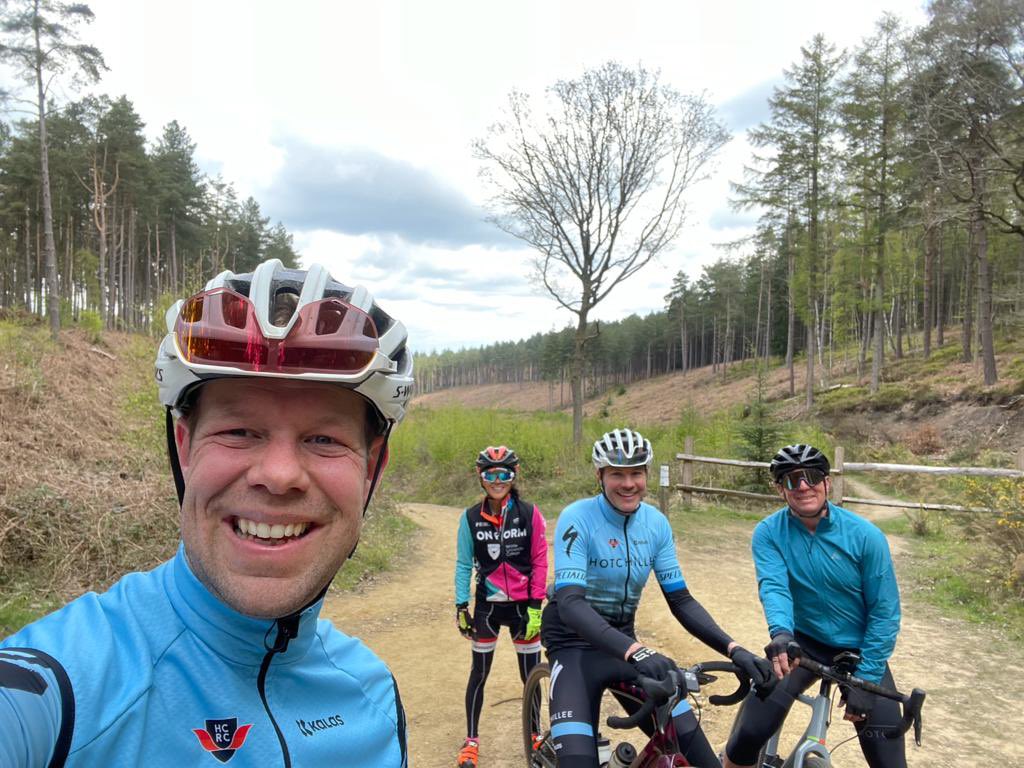 Hotchillee tweet media