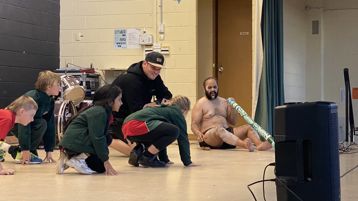 MacgregorPS's tweet image. A wonderful NAIDOC Week Assembly today. Thank you Emma, Joseph and Samuel for sharing your stories, music and dance with us.    ❤️💛🖤 #HealCountry @ACTEducation #NgunnawalCountry @naidocweek