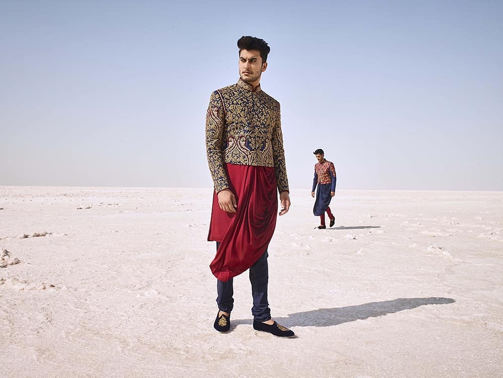 Unveil the saga of majestic Moroccan collection with delicate detailing on our cultural ensemble.
Buy:koranm.com/collections/mo…
#korabynm #morroco #marocaine #fashion #menswithstyle  #classyoutfit #designerwear #travelphotography #morrocanwedding #instalook #shopnow #instalook