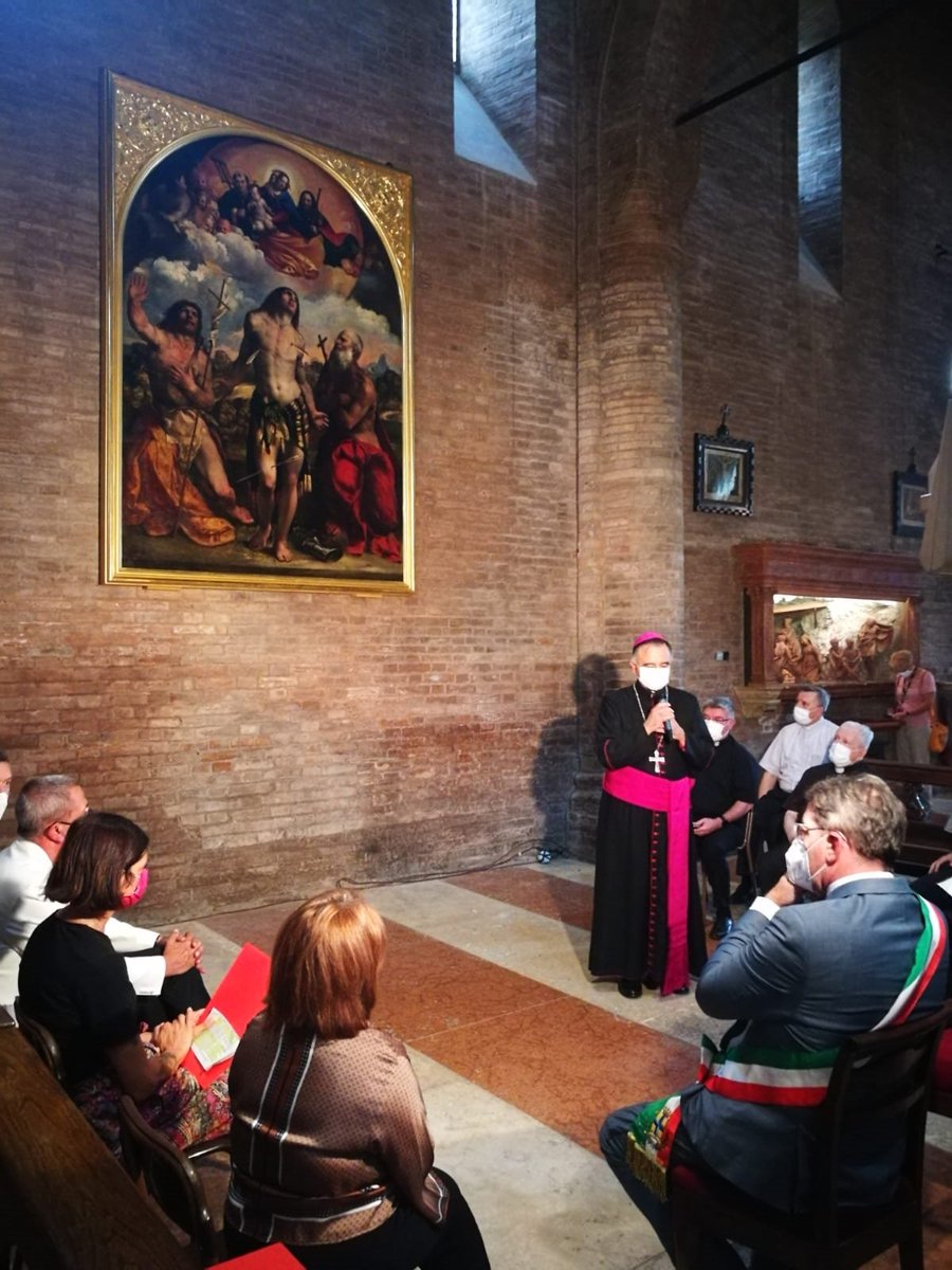 coopalleanza's tweet photo. Restituita la pala di San Sebastiano di Dosso Dossi a #Modena, grazie a #OperaTua di @coopalleanza. L’opera è un bene patrimonio di @ItalyatUNESCO.
Gli scatti delle riconsegna al Duomo.
Per conoscere il restauro e il progetto visita il sito
👉https://t.co/iCKY8L0Qjf https://t.co/tQ5ndIYTrl