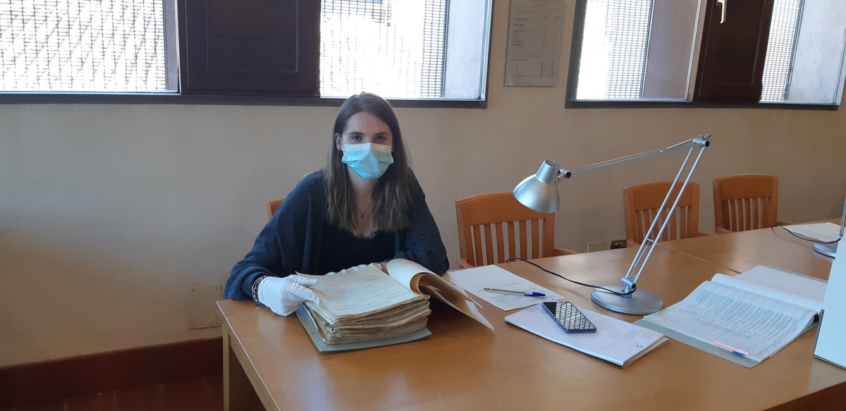 Nuestra alumna de Arte en prácticas ha tenido la oportunidad de acceder al Archivo de la #CatedraldeTarazona para buscar información para las próximas Obras del Mes. Mañana las desvelaremos! #Tarazona #Aragon #patrimoniodocumental #patrimoniocultural <a href="/DioceTarazona/">Diócesis de Tarazona</a> <a href="/CulturaAragon/">Cultura Aragón</a>