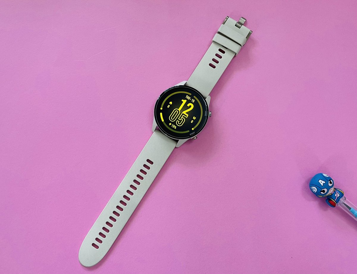 manast10's tweet image. Reviewed #MiWatchRevolveActive. Offers big and bright display, plenty of features and great battery life at a reasonable price of Rs 9,999.