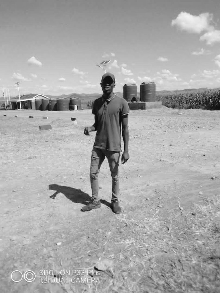TiJaey_KPGN's tweet photo. I am now at a certain age. In Zimbabwe in twentieth century with a ZJC education some young man would have been employed... As for me l am chasing a degree with no guarantee for employment except that l have faith for a brighter day.
#HopeInThanksgiving https://t.co/iPqSiRlESH