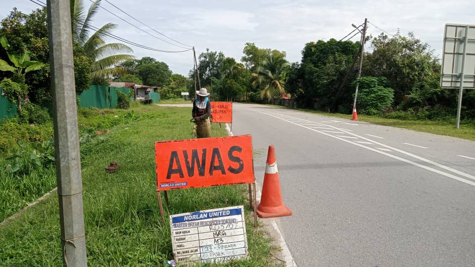 AHTNU_Area2's tweet image. Info 15.7.2021
T27 Jln Serada-Tasek, Marang

R03
Team #Marang
kerja-kerja memotong rumput (pusingan Julai)

Rumput Rapi dan kemas

#ThisIsMarang
#TSRM
@JKRTerengganu
@JKRMarang