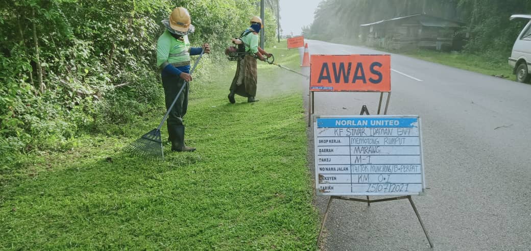 AHTNU_Area2's tweet image. Info 15.7.2021
T41 Jln Tok Mucong-Bukit Perpat, Marang

R03
Team #Marang
Kerja-kerja memotong rumput (pusingan Julai)

Rumput Rapi dan Kemas

#ThisIsMarang
#TSRM
@JKRTerengganu
@JKRMarang