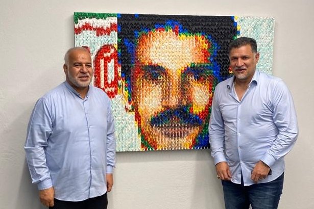 HabibKashani's tweet photo. بعد از مدتها در کنار علی عزیزم

#ایران #علی_دایی https://t.co/PkyUJ0SL7i