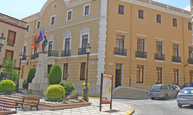 El Ayuntamiento de Oliva bonifica hasta un 95% el impuesto de transmisión de inmuebles por herencia
eldiario.es/comunitat-vale…