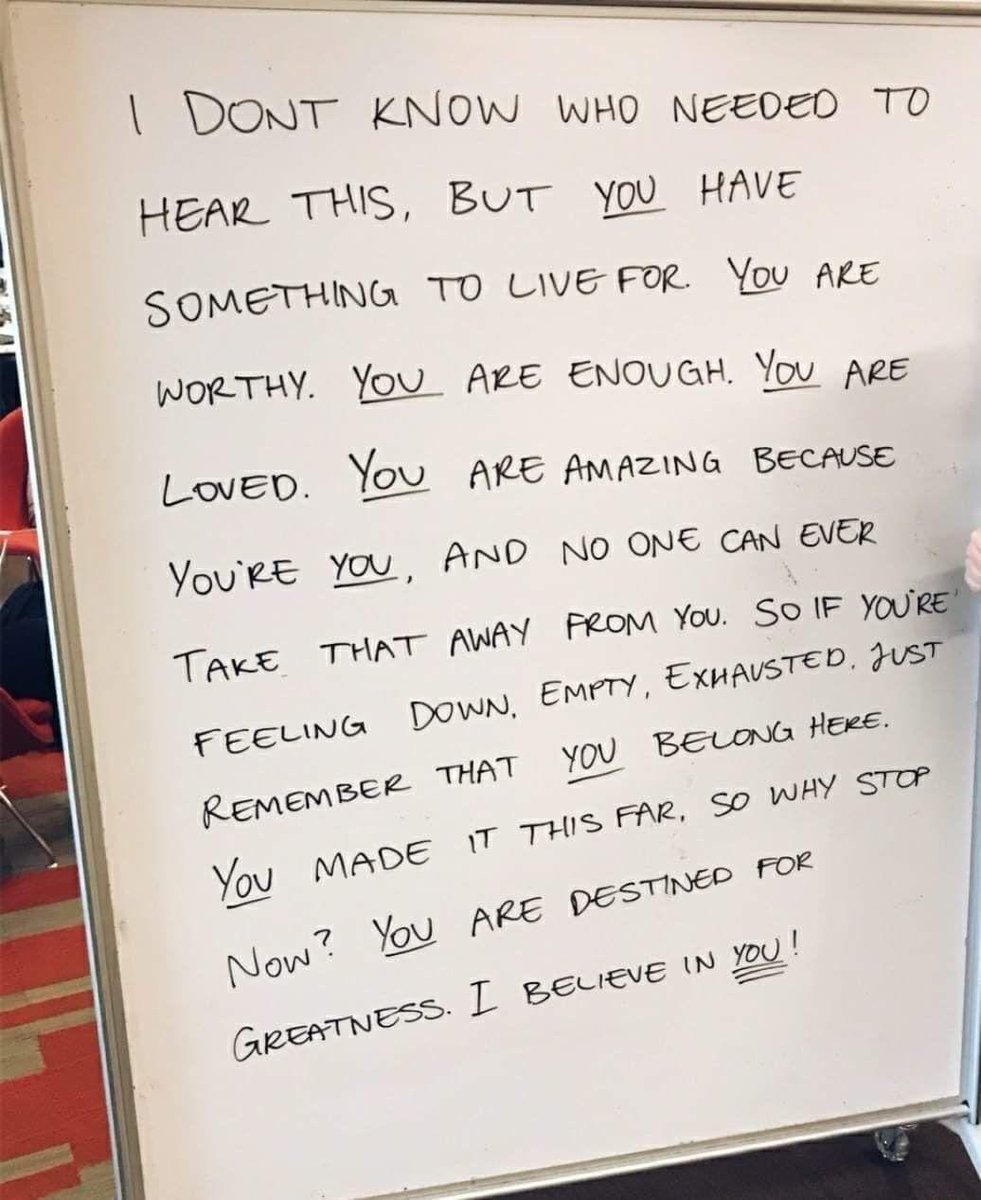 mikeygreen68's tweet photo. If you are Struggling Today, Remember to tell yourself .............. #YouMatter #YourImportant #YourLoved #PMA #Positivity #Believe #KeepFighting 👊💪❤️💙 https://t.co/7bY2U4D15U