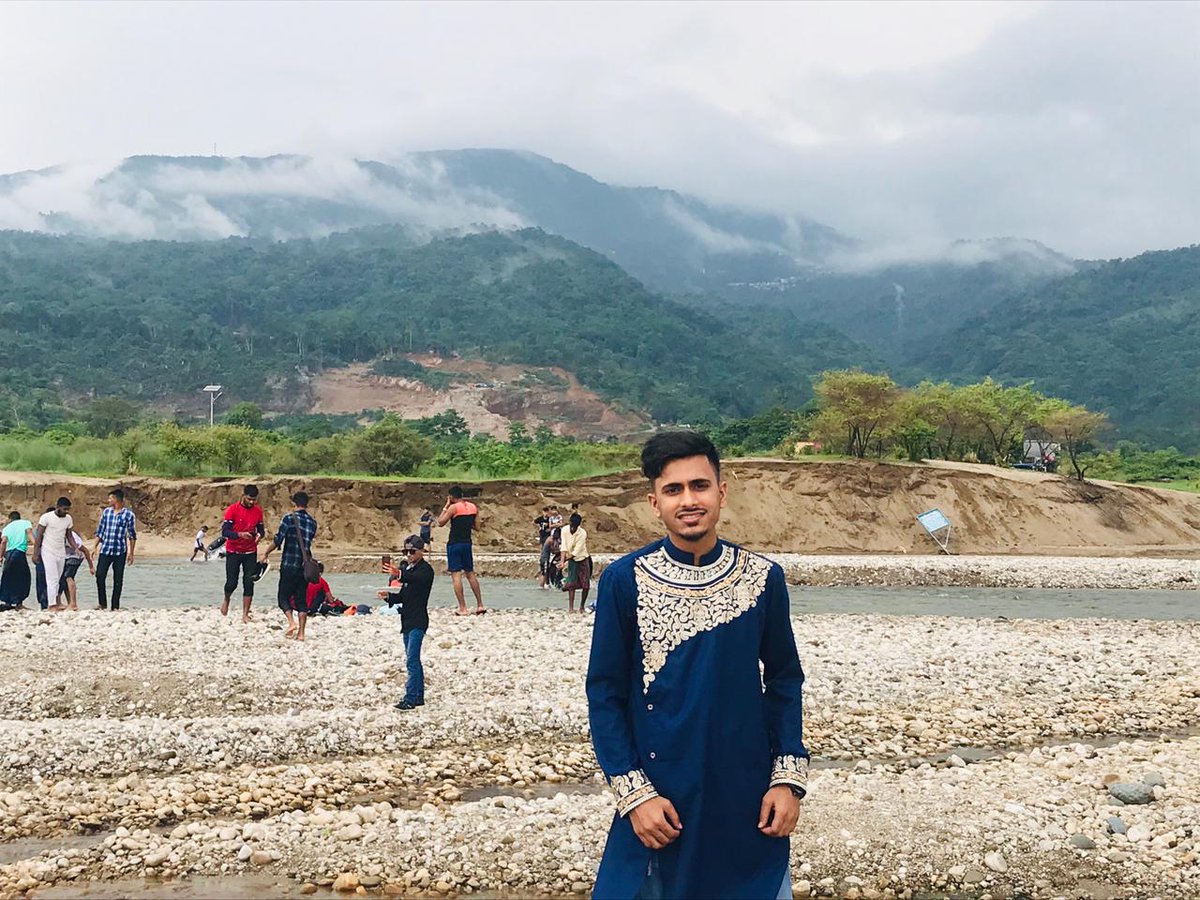 AzwedH tweet picture