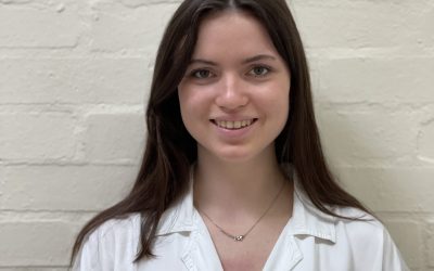 Neuro-Bio welcomes Lana Stewart! 
Lana has joined as an intern to gain valuable insight in working in a laboratory and to learn new techniques.
She has just finished her A-Levels and is hoping to study Neuroscience at Exeter University.