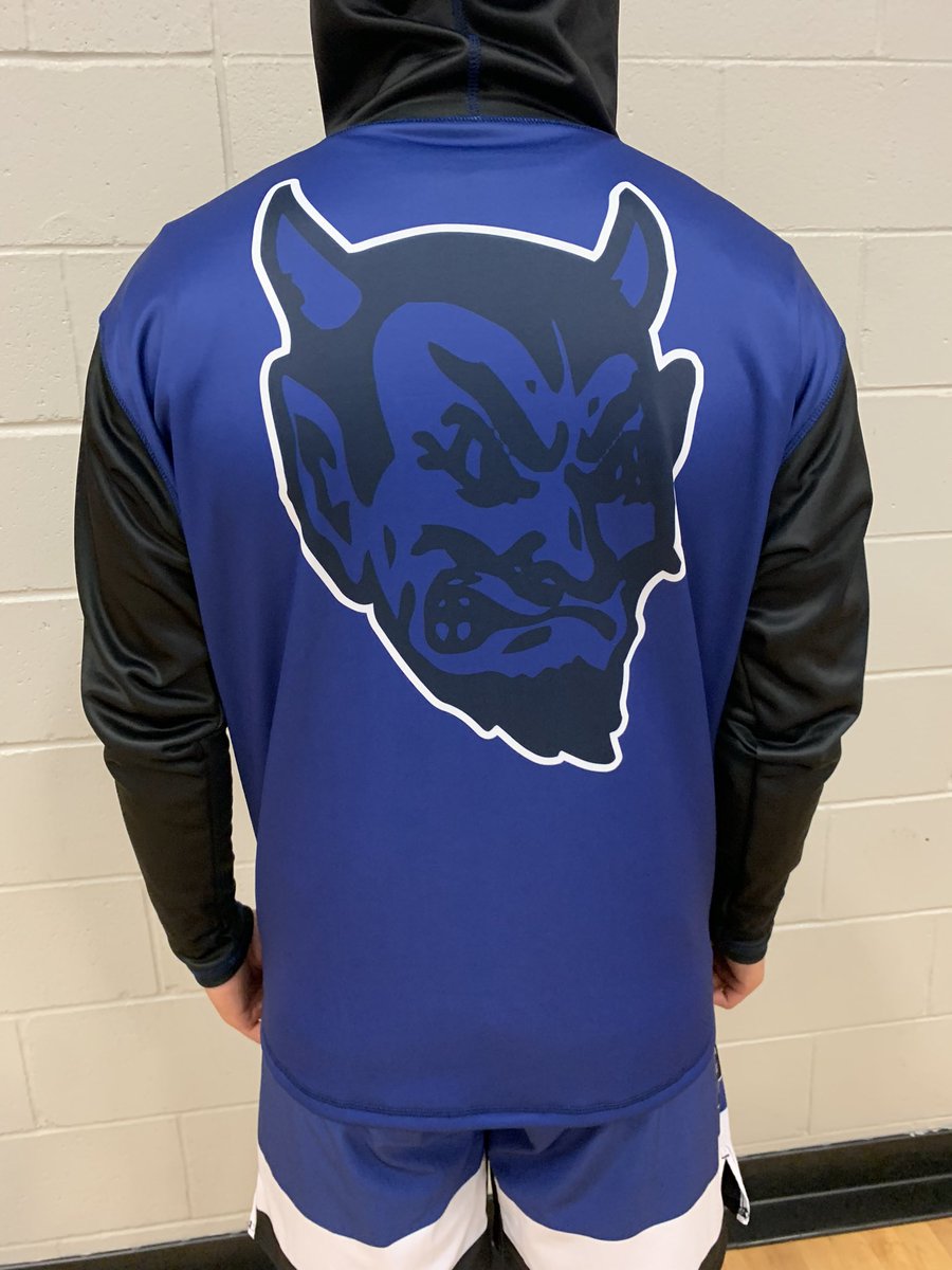 PHSbluewrestlin's tweet photo. New varsity warm ups are in! Can’t wait! #FTF https://t.co/9jXNvL4PMx