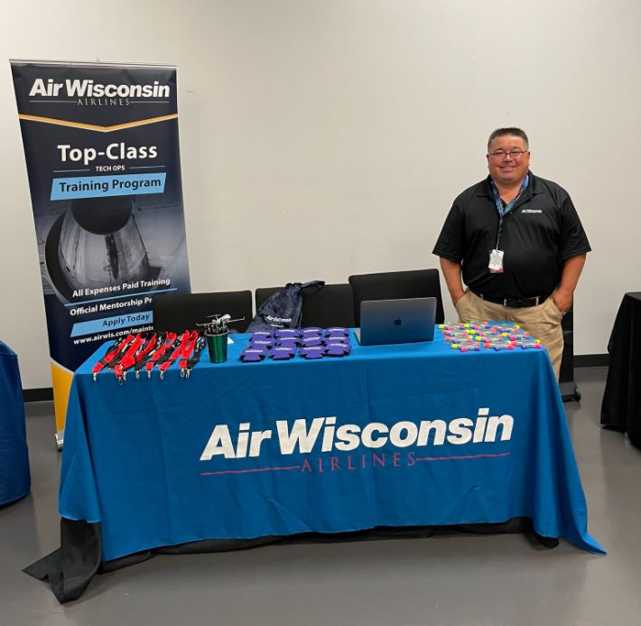 airwisconsin's tweet photo. #Aviationmaintenance students, our recruiter Marc is ready to meet you at the @NAAedu Career Fair in Tampa Bay today! #naaedu #wingmenwanted https://t.co/vUmfH0ux26