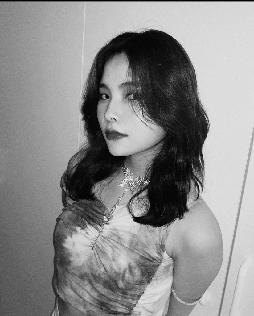 rinathinker's tweet image. N i love u rina 🤍🖤