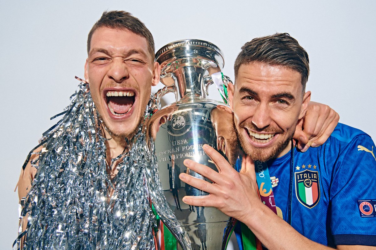 Azzurri_En's tweet photo. Pure joy for your timelines 😊

#Azzurri 🏆🇮🇹 #EURO2020 #VivoAzzurro https://t.co/iUlbIrkzE5