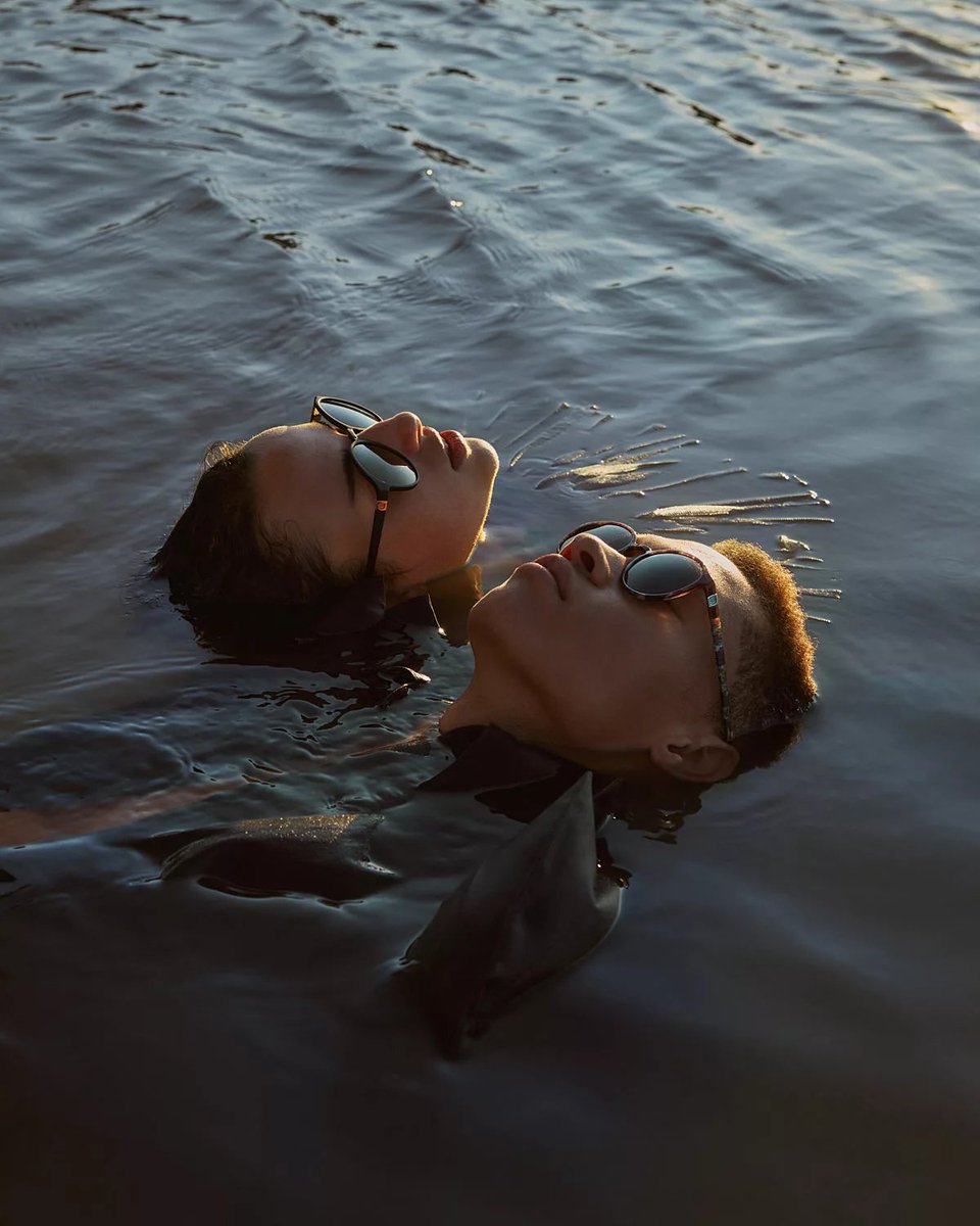 Styleheads's tweet image. #ClientInOneTweet: Sissi würde #NEUBAU tragen. Zeitloses Brillen-Design aus Österreich. Stilvoll, modern und nachhaltig. Wer hätte das gedacht? Kaum jemand, daher reden wir drüber. #Influencer #Media #SocialMedia