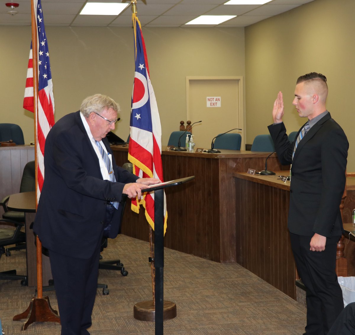 PdRavenna's tweet photo. Congratulations to Alex Wain, who was recently sworn in at City Hall, by Mayor Seman, as our newest part time Dispatcher. Congratulations Alex and welcome to RPD! #RavennaPD https://t.co/G8tucA3CE4