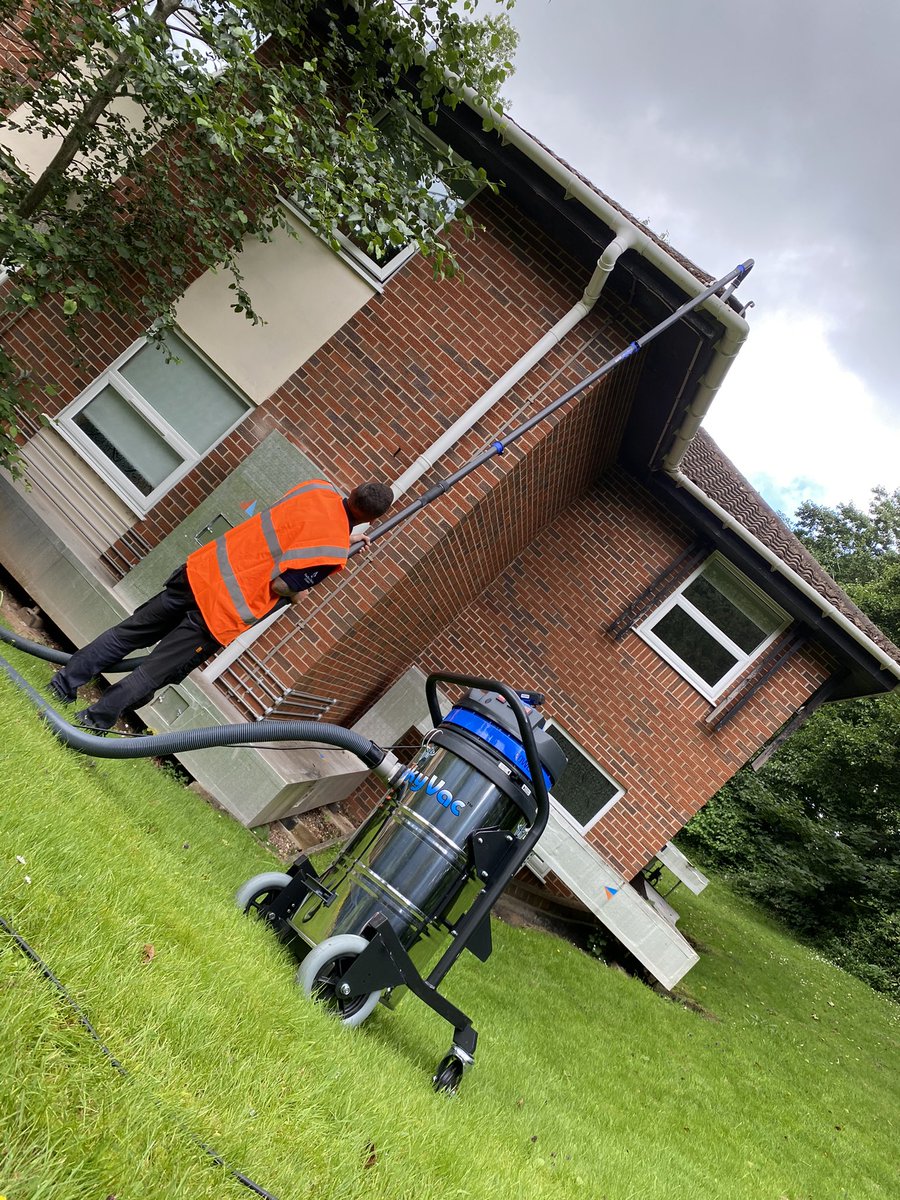 Gutter cleaning services at Spires Healthcare Parkway Solihull, using our Sky-Vac industrial 85. With this machine our technician can safely clean gutters over 50ft with both feet on the ground. 💦 #OurBusinessIsMakingYoursShine