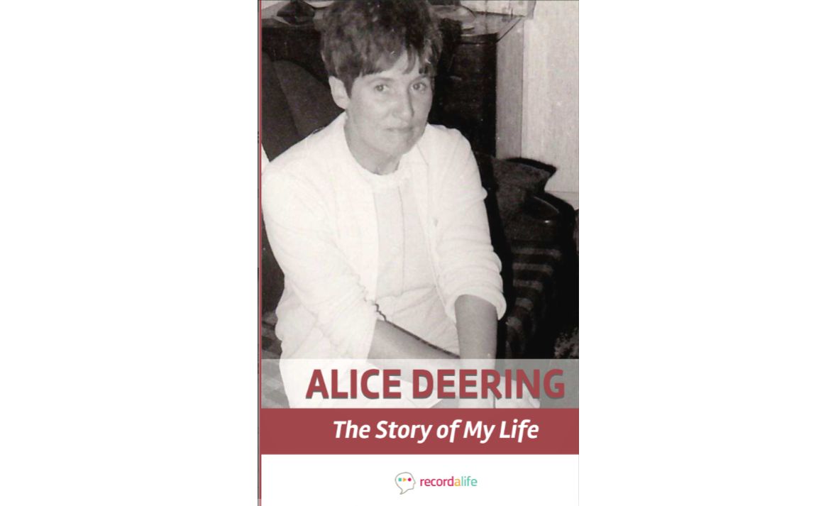 recordalife's tweet photo. See a Sample Recordalife Life Story Book - 
please follow the link: https://t.co/XTi2OuGQ6u
#autobiography #biography #birthdaygift #birthdaypresent #familyhistory #familytree #lifestories #lifestory #memoir #memoirs #personalhistory https://t.co/9aHp8lgrEJ