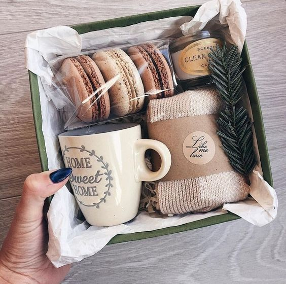 DiamondSvg's tweet photo. Ways to give a mug to look like the Goddess of exchanges
#Cricut #Handmade #art 
https://t.co/FfWEhbZVY4 https://t.co/P4BrgkAzDk