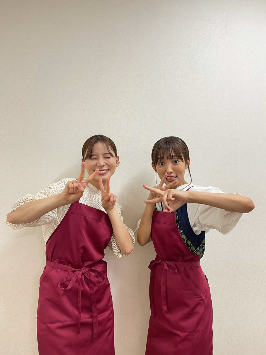 朝日 奈央 ただ今放送中の Vs魂 この後まさかの夏菜さんと出演します ついにツインテール姉妹 他局進出しましたあー すみません ツインテールはしませんでした T Co Kciljwqimm Twitter