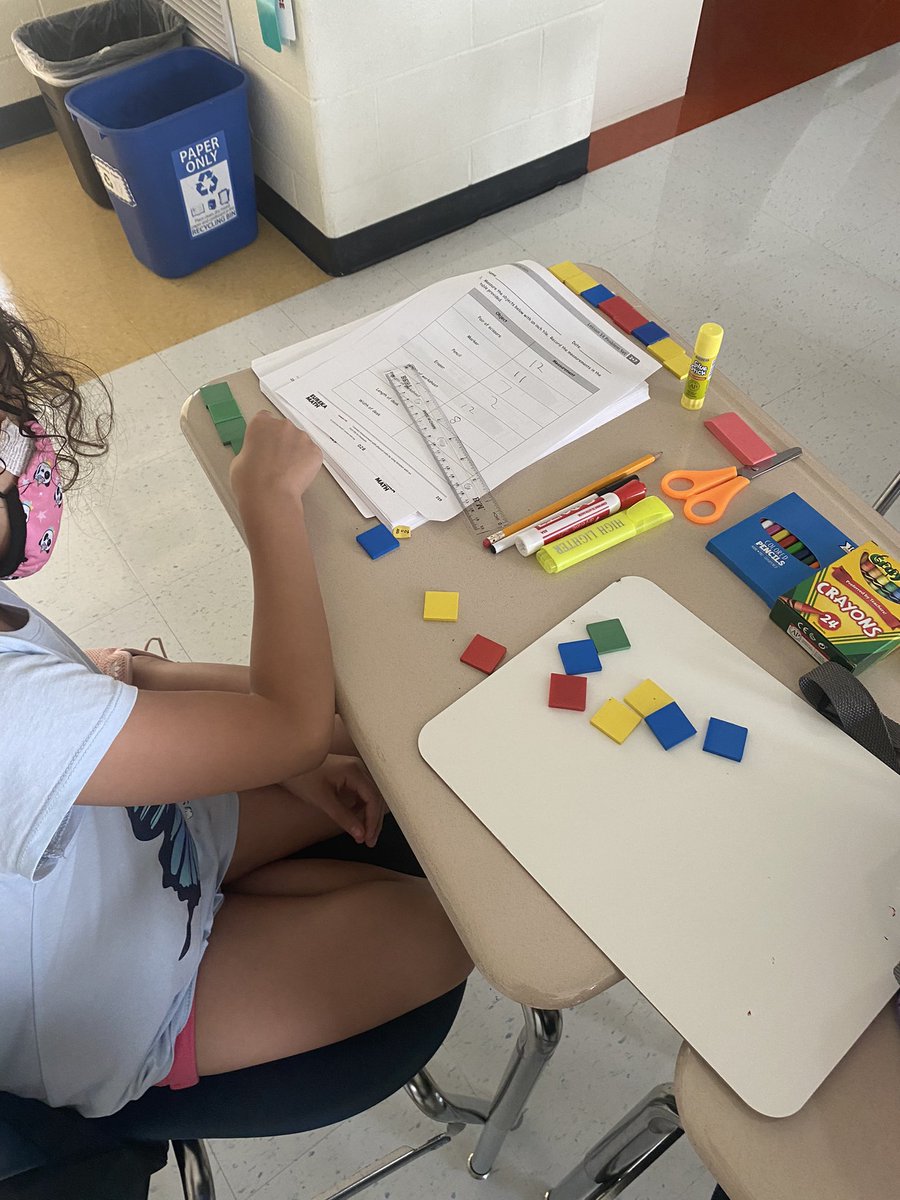 WWESPrincipal1's tweet photo. So much learning going on within our ELO SAIL summer program! I’m excited to see that our students are engaged in it all! @WheatonWoods @MCPSTitleI #SAILingthrough 🐾🎉 https://t.co/hTCf13e1OT