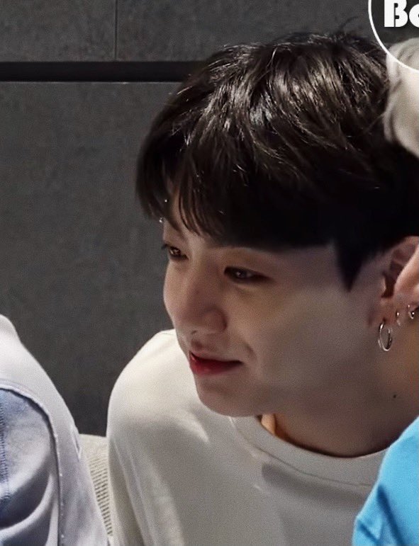 JasmiKookie's tweet photo. Jeon JungKook là một cục tròn ủm đáng yêu 🤧
#방탄소년단정국 #정국 #JUNGKOOK https://t.co/zqmLnoJ1XX