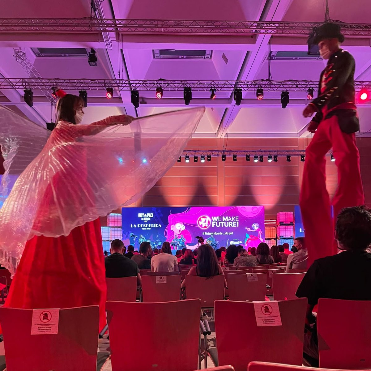 #WMF2021
Ci siamo! 
On e offline 😉
Costruiamo insieme il futuro dell'innovazione digitale e sociale.
@ilfestival